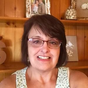 Meet your Posher, Debra